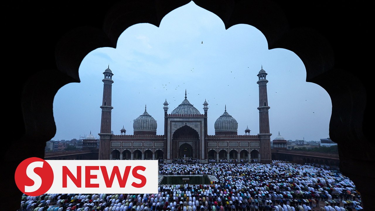 Muslims in other parts of the world gather for Eid al-Adha