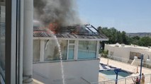 Otelde yangın! Müşteriler tahliye edildi