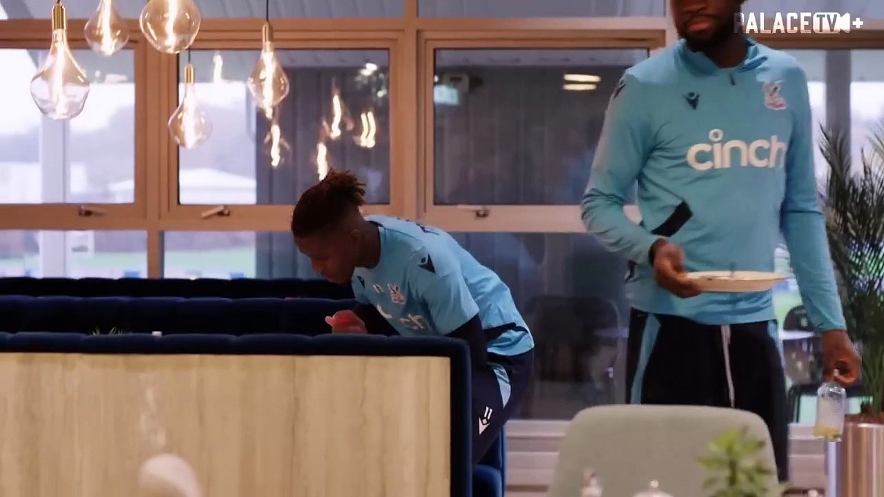 Rüya transfer an meselesi! Dünyaca ünlü futbolcu Zaha, Fenerbahçe'ye yeşil ışık yaktı