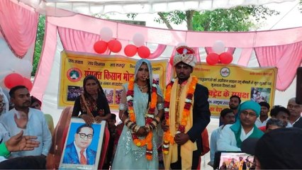 Rewa News: आंदोलन स्थल पर बजी शहनाई, संविधान की शपथ लेकर एक दूजे के हुए दूल्हा-दुल्हन