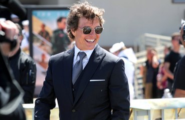 Tom Cruise incentiva fãs a vivenciar magia do cinema com Barbie e outros filmes nas telonas