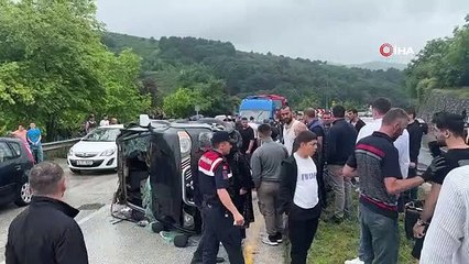 Un véhicule incontrôlable a percuté des barrières et s'est renversé : 2 blessés