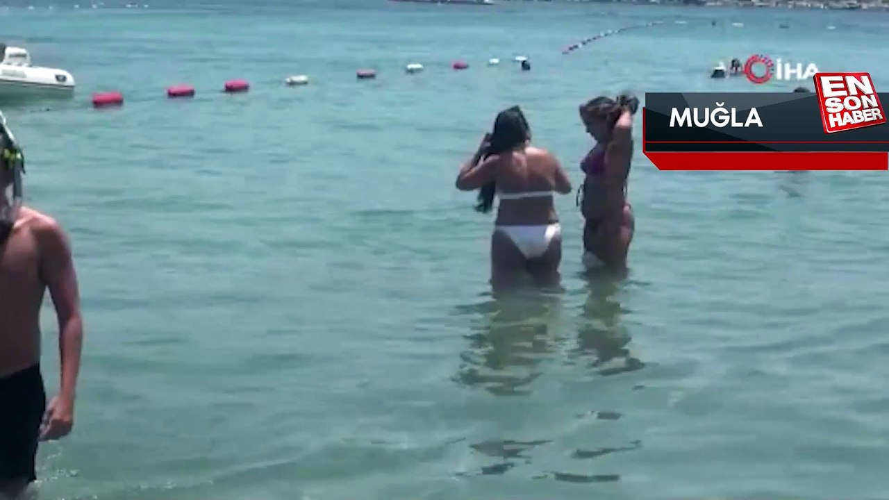 Bodrum'da bayram nüfusu 1 milyona aştı, sahiller doldu taştı