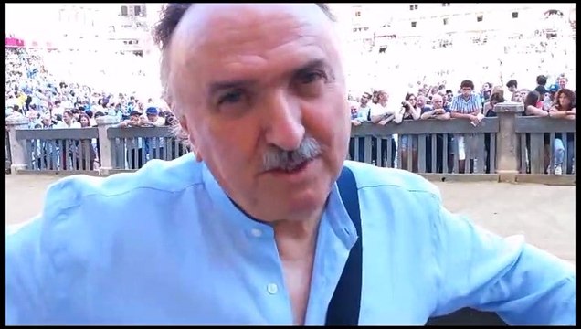 Siena: ecco chi realizza i pantaloni per i fantini del Palio