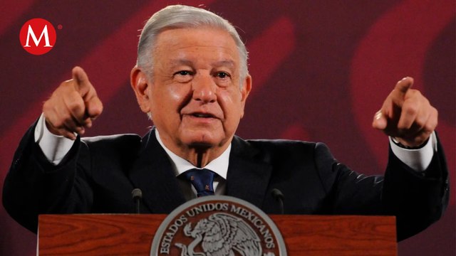 AMLO llama a ex trabajadores de Mexicana de Aviación a permitir compra de la marca