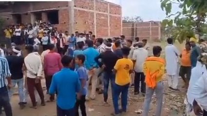 BREAKING: नवनिर्मित मकान में मिला एक व्यक्ति का शव, पूरे इलाके में फैली सनसनी