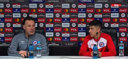 Milito se enteró en plena conferencia de prensa que habían expulsado a Montiel