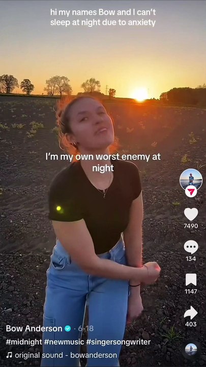 Bow Anderson previews her new single 'Midnight'