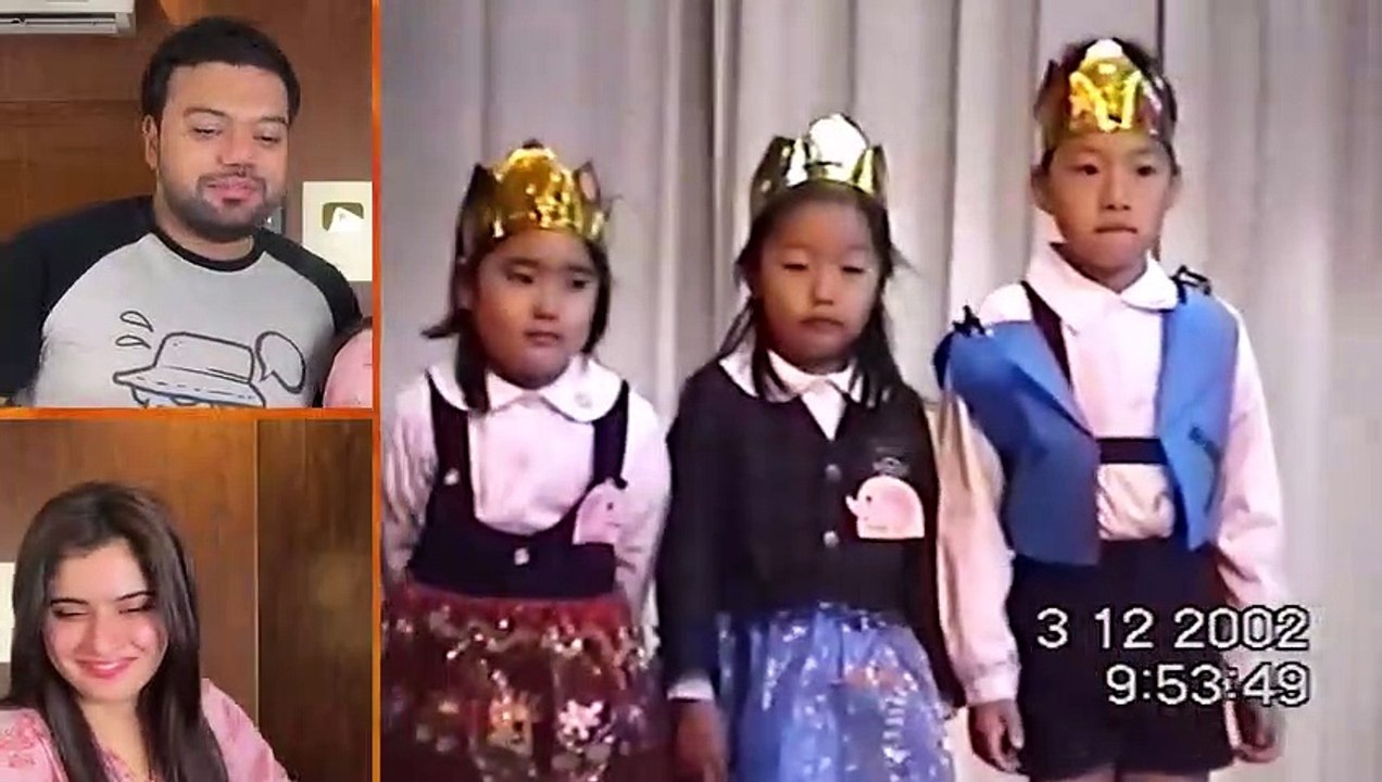 Reacting To My Childhood Videos  - Bachpan Ki Videos Mil Gayi