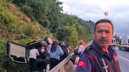 Zonguldak'ta otomobil bariyere çarparak takla attı: 6 yaralı