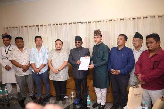 ভোট পরবর্তী হিংসা রুখতে কেন্দ্রীয় বাহিনী রেখে দেওয়ার দাবি সাংসদ রাজু বিস্তার | Oneindia Bengali