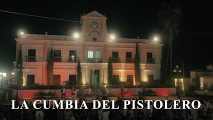 Calibre 50 - La Cumbia Del Pistolero (LETRA/En Vivo)