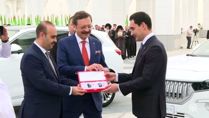 Togg araçları Türkmenistan'a törenle teslim edildi