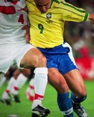 La Vie de Ronaldo   Le Meilleur Buteur de l'Histoire