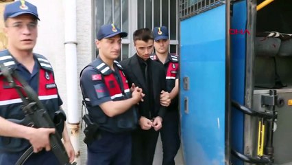 Il a envoyé des photos nues de son ex-petite amie à sa famille et a poignardé： Il a dit "J'ai le service militaire", a demandé sa libération