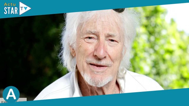 Hugues Aufray bientôt marié : le chanteur de 93 ans va épouser sa compagne de 45 ans sa cadette
