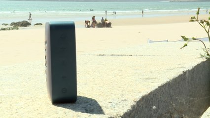 Na hora de ir à praia atenção à música alta. Multas chegam aos quatro mil euros