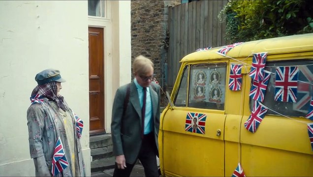 The Lady in the Van Bande-annonce (RU)
