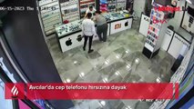 Avcılar'da cep telefonu hırsızına dayak