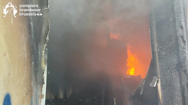 Il saute du 1er pour échapper aux flammes à Schaerbeek