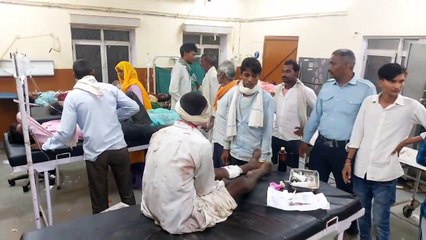 भीषण सडक़ हादसे में 2 की मौत व 20 घायल, छह जयपुर रैफर