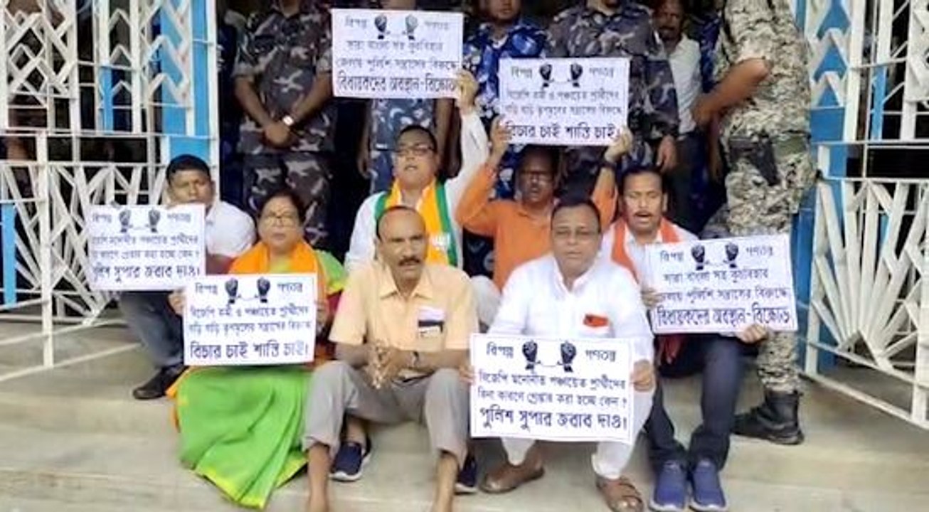 পুলিশের ভূমিকা নিয়ে উঠছে প্রশ্ন, কোচবিহার এসপি...