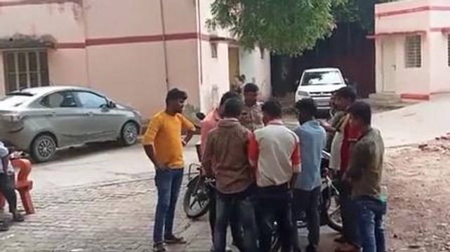 प्रयागराज: अज्ञात वाहन की चपेट में आया नाबालिक हुई दर्दनाक मौत, परिजनों में मचा कोहराम