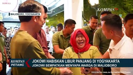 Video herunterladen: Warga Yogyakarta Antusias Foto Bersama Presiden Jokowi di Istana Kepresidenan Gedung Agung!