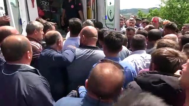 Kontrolden Çıkan Otomobil Uçuruma Yuvarlandı 20 saat sonra fark edildi 2 kişi hayatını kaybetti