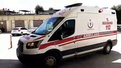 Şarjdaki telefonu çıkartırken elektrik akımına kapıldı