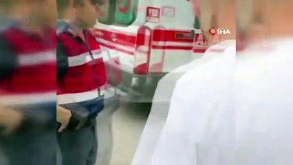Zincirleme kazada polis memuru yaralandı