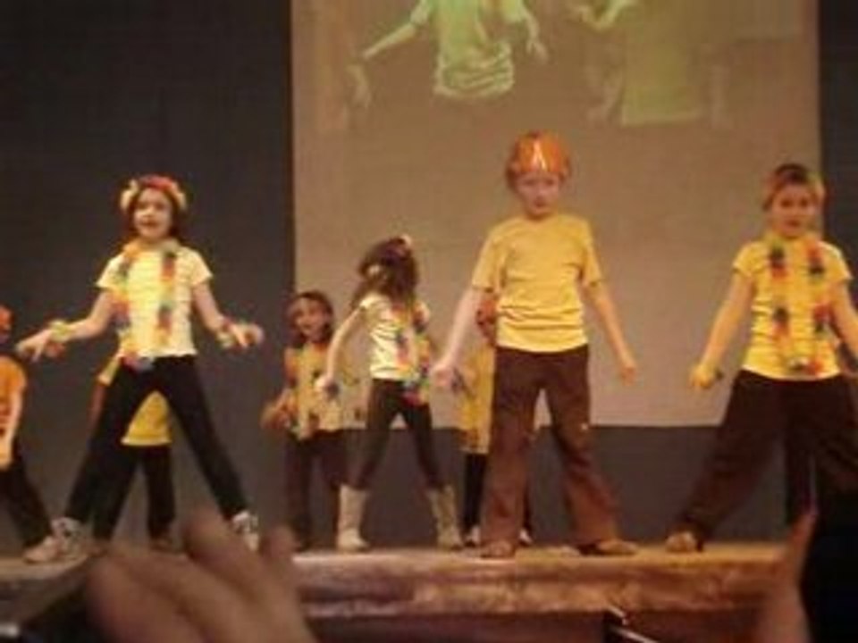 KIMBERLEY ( SPECTACLE DE L'ECOLE )