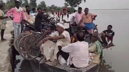 सहरसा: कोसी में धड़ल्ले से चल रहा बगैर रजिस्ट्रेशन का नाव, कभी भी हो सकता है बड़ा हादसा