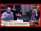 Bolsonarista diz ter ido ao DF protestar por código-fonte de urna, mas não sabe explicar o que é