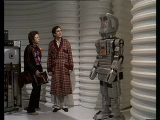 The Hitchhiker's Guide To The Galaxy. E2.  Peter Jones • Simon Jones • Sandra Dickinson