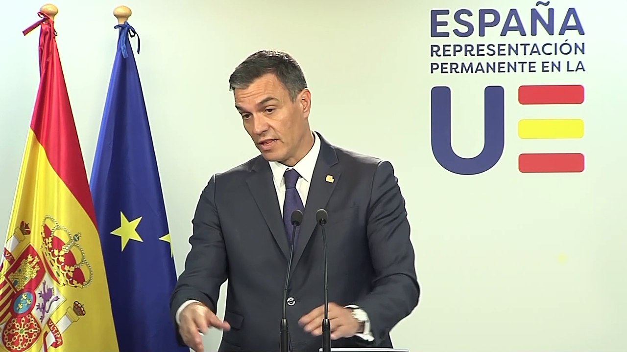 Sánchez critica en Bruselas los pactos entre PP y Vox antes de asumir la presidencia de la UE
