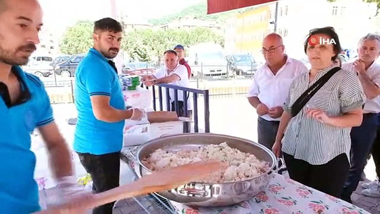 Bozkurt'ta 131 yıldır "bayram pilavı" geleneği yaşatılıyor