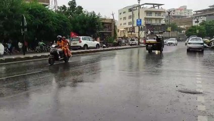 अजमेर वैदर रिपोर्ट: शाम को बरसात ने भिगोया, सड़क-नालियों में बहा पानी