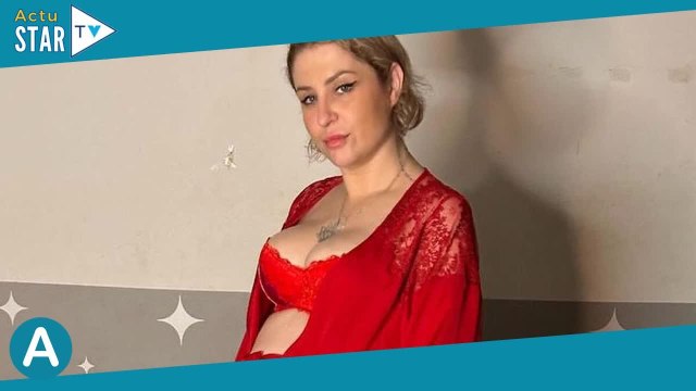Amandine Pellissard, enceinte, pose en tenue d'Eve et règle ses comptes avec ses détracteurs