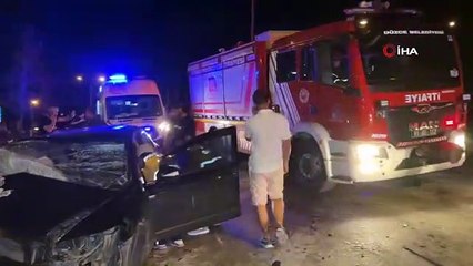 Düzce'de iki araç kafa kafaya çarpıştı: 2 ölü, 11 yaralı