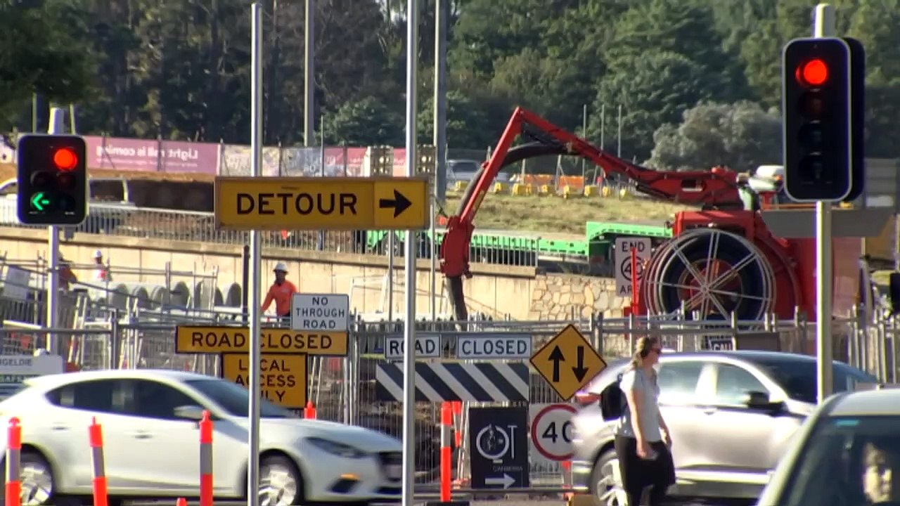 Light rail near parliament in limbo as heritage, engineering challenges emerge