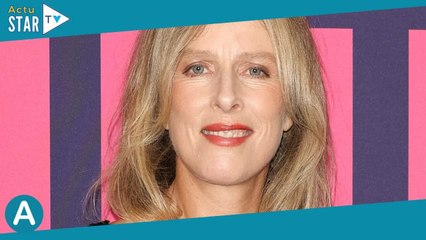 Karin Viard épanouie après son mariage à 56 ans : "Je découvre aujourd'hui l'amour sans enfants"