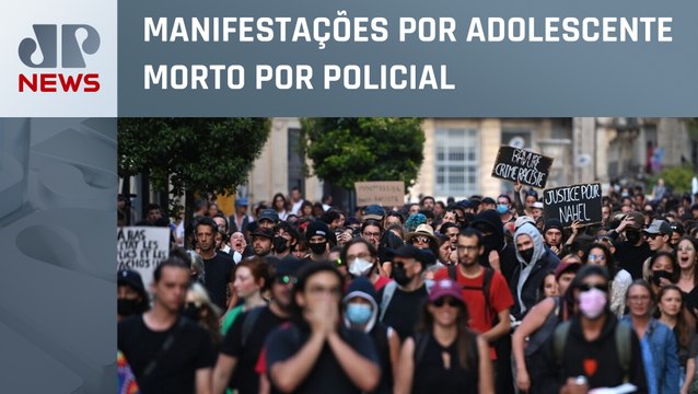 Jovem morre ao cair de teto de supermercado durante protestos na França