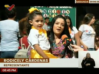 Niños y Niñas del C.E.I. Matea Bolívar celebran el Día de la Familia