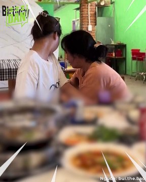 Vui quá hóa buồn: Cô gái ly hôn được hội bạn thân tới cổ vũ, chốt kèo ăn nhậu du lịch thả ga nhưng chỉ vì 1 tờ giấy lại lăn ra khóc | Điện Ảnh Net