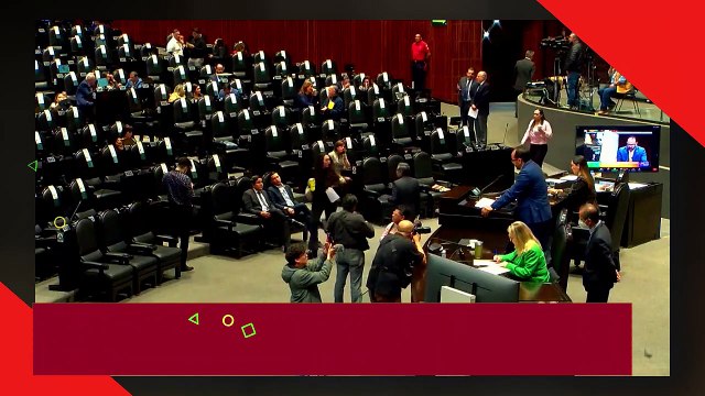 ¡VEAN! ¡El Dr. Noroña le da su medicina al movimiento paniaguado otros lacayos del Sr. X.!