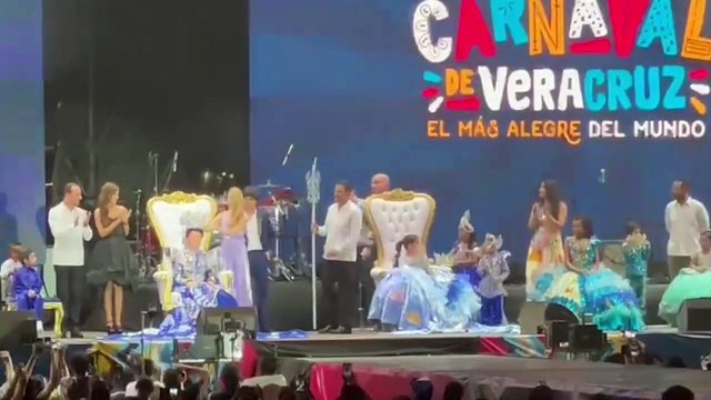Itzel Cárdenas y Julio César El Cremas son coronados reyes de la Alegría del Carnaval de Veracruz 2023