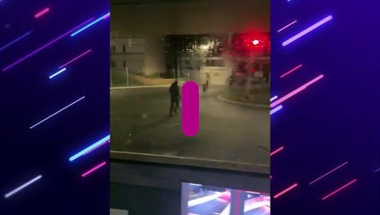 MODAL PETASAN! Massa Terobos Penjara Bentrok Lawan Polisi