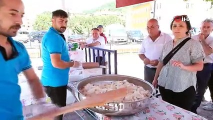 Bozkurt'ta 131 yıldır "bayram pilavı" geleneği yaşatılıyor