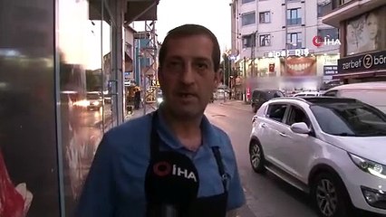 Cadde ortasında tuvaletini yaptı!